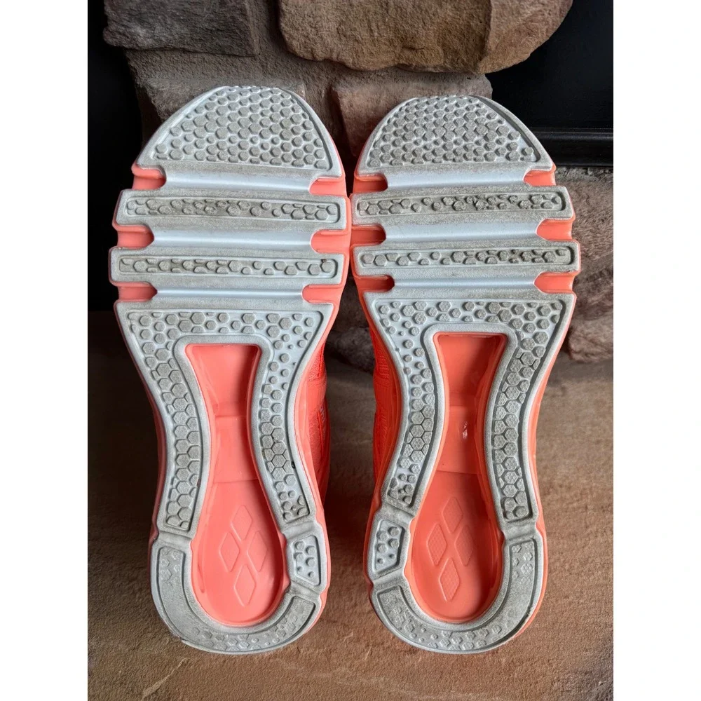 Just So So Womens Running Shoes Neon Orange Coral Blade Sneakers Size 40 Bright
